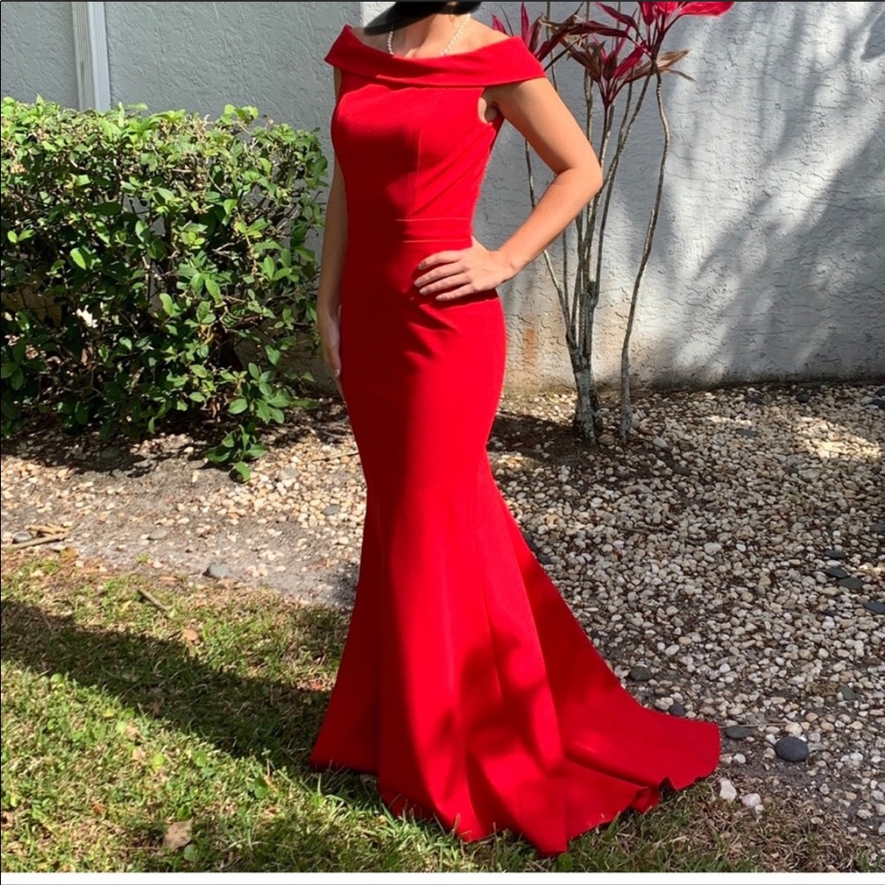 Red Sherri Hill Formal Gown